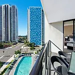 Stunning 2 Bed Apartment In Sierra Grand - Coasthm